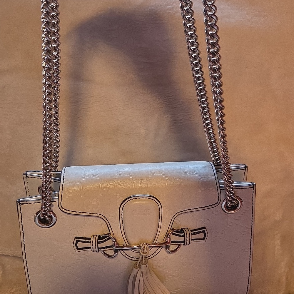 Gucci‎ Silvie White Shoulder Bag with Silver Accents - Picture 5 of 10